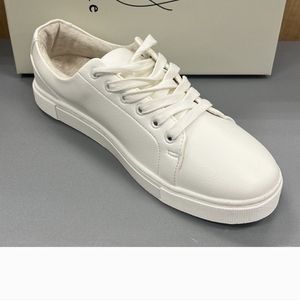 NIB JOIE Harvard Fashion Sneaker